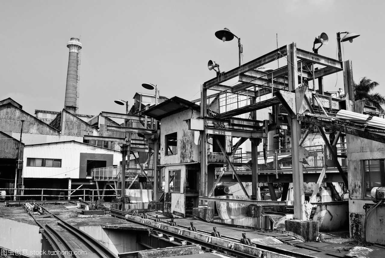 白,白天,白晝,空地,白色,空間,結(jié)構(gòu),精力,熨斗,背景,能源,能量,生產(chǎn),裝備,電熨斗,環(huán)保,視覺,視線,視圖,環(huán)境,遺棄,金屬,設(shè)備,鐵,陳舊,風(fēng)光,風(fēng)景,黑,黑色,制造,力量,功率,制造業(yè),產(chǎn)業(yè),不潔,勞動,力度,古老,外觀,外界,外部,場景,外面,天空,天,大,大樓,屋外,工廠,宇宙,室外,工業(yè),工作,建筑,巨大,龐大,廢墟,開工,建設(shè),建筑物,強權(quán),拋棄,戶外,打工,放棄,弄臟,景色,機器,構(gòu)造,權(quán)力,毀滅,活力,沙漠,煙囪,煙窗,臟,蒸汽熨斗,荒涼,行業(yè),衰老
