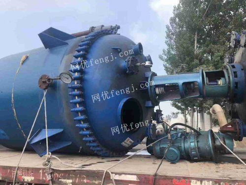 山東濟(jì)南二手化工設(shè)備回收與制造 聚焦搪瓷反應(yīng)釜、電加熱盤管與機(jī)械密封反應(yīng)釜